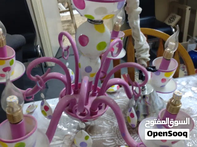 ثريا لغرف البنات للبيع