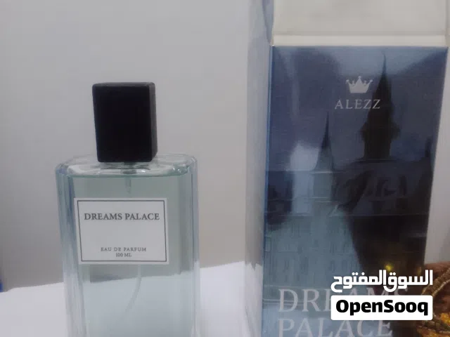 عطور العز السعودية غنيةعن التعريف جودة وفخامة .الكمية غير محدودة والسعر في متناول الايدي ان شاء الله