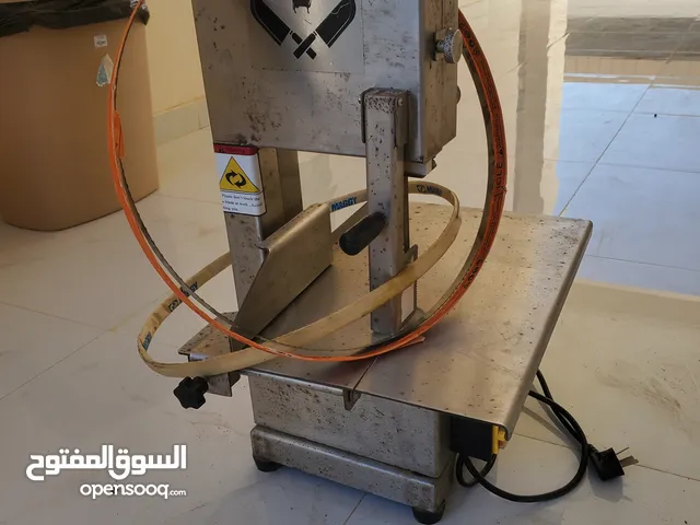 مكينة تقطيع اللحوم