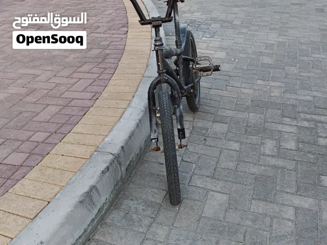 لبيع سيكل كوبرا مقاس 20 لون اسود وعليه نقاط بيضاء شغال 100/100 وقابل للتفاوض