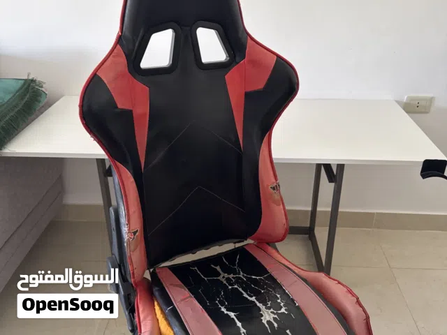 كرسي ألعاب للبيع ع حالته بمادبا بحاجة تنجيد