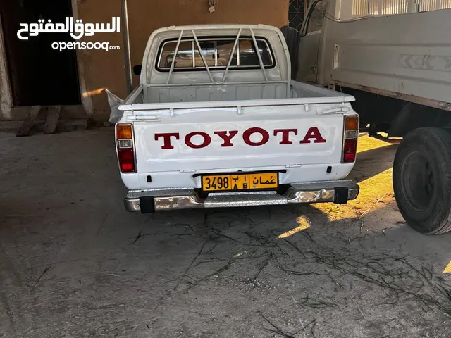لبيع بيكب تويوتا 1983