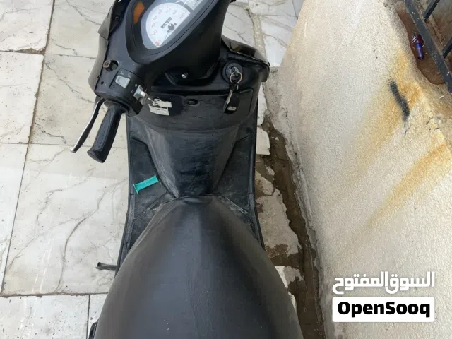 2006 ياماها XMAX