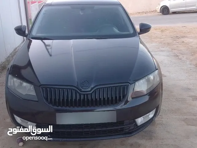 سكودا اوكتافيا 2014 للبيع بسعر مغري ، الرجاء من التجار عدم الاتصال