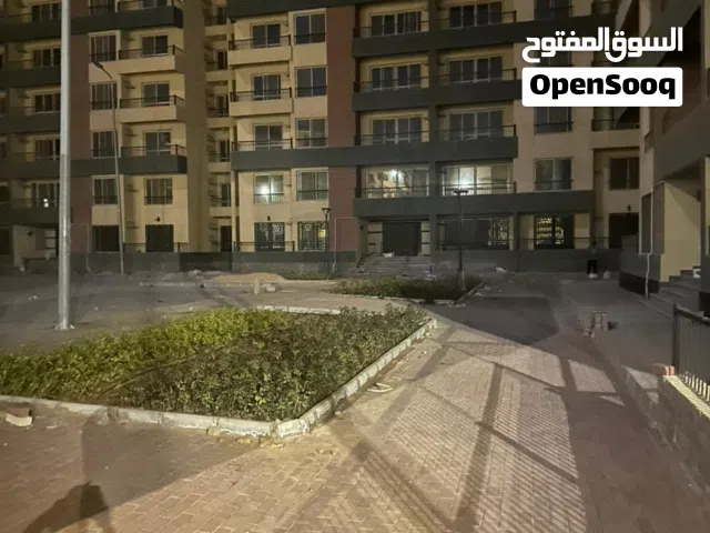 141 m2 3 Bedrooms Apartments for Sale in Giza 6th of October