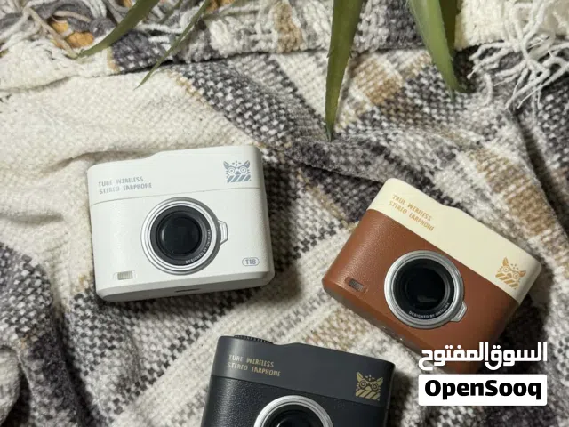 سماعات بلوتوث على هيئة كاميرا