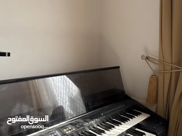 بيانو البيع نظيف كل شي شغال يشتغل بكهربه Yamaha electone hs-5