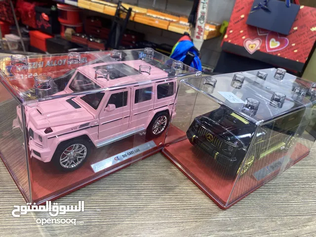 تحف مكتبية احف منزلية نثريات اكسسورات ديكورات اكسسورات علي شكل سيارات حديثة وكلاسيكية