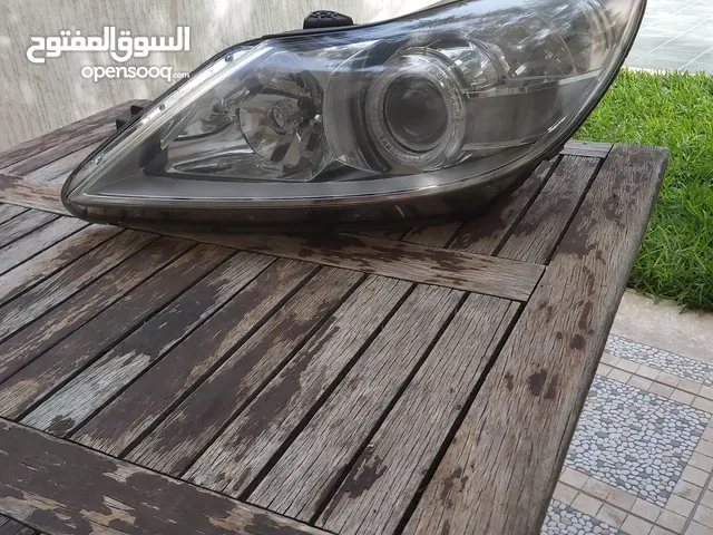 فنار هيونداي جينيسس
