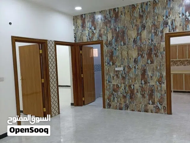 100 m2 2 Bedrooms Apartments for Rent in Basra Al Saraji