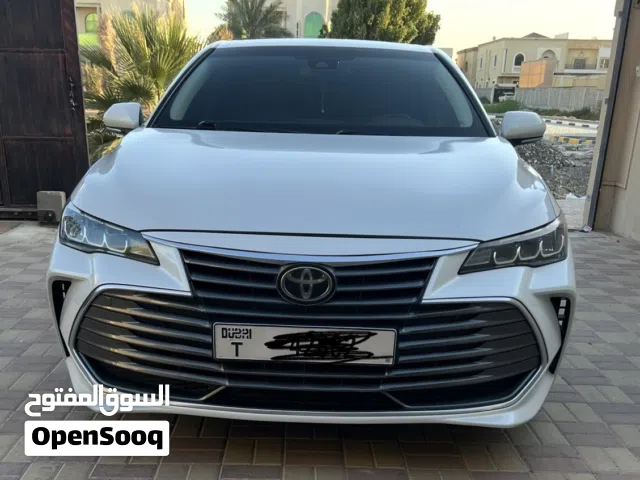 2019 تويوتا افالون SE