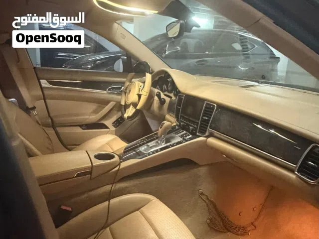 2013 بورش باناميرا Panamera
