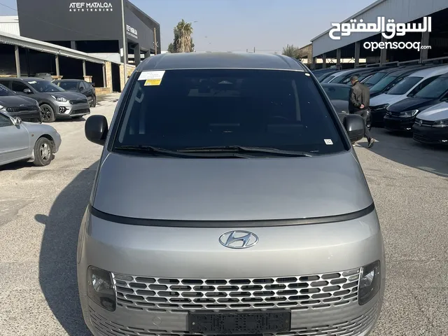 Used Hyundai Staria in Zarqa