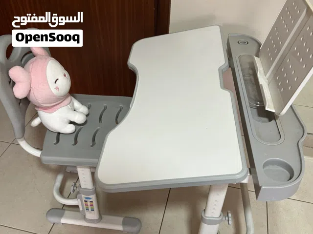 مكتب وكرسي أطفال قابل لتعديل الارتفاع