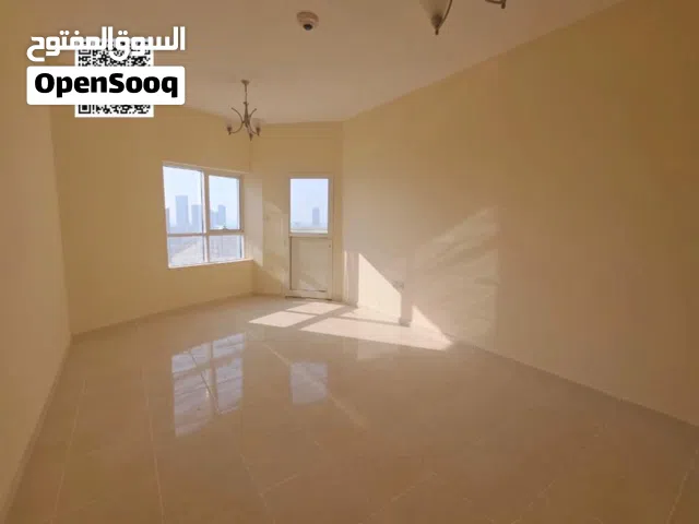 *Um فرصة استثمارية او سكنية شقة مميزة 2 غرفة وصالة بموقع استراتيجي قريب للخدمات - 1640 قدم- تملك حر