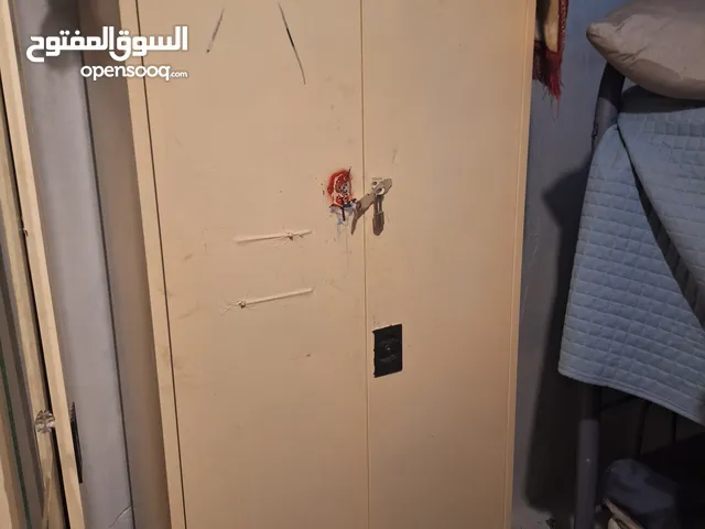 دولاب دلفتين مستعمل بحاله جيده