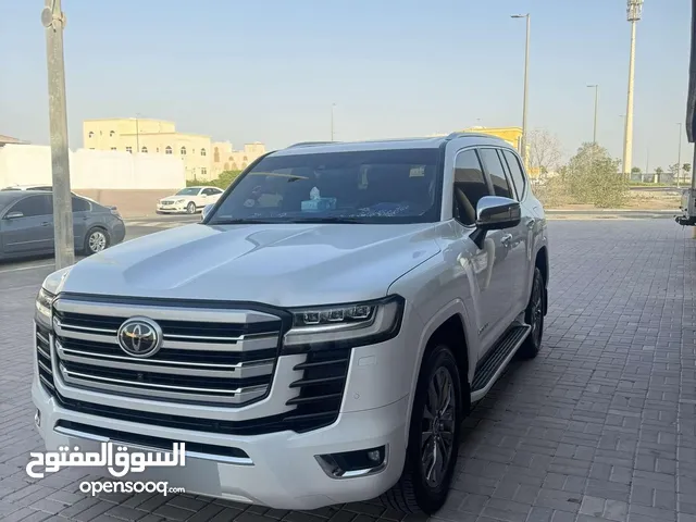 Used Toyota Land Cruiser in Abu Dhabi