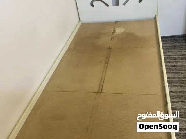 سرير نفر للبيع المستعجل ب100