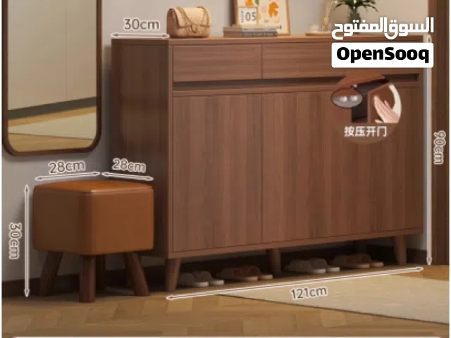 خزانة أحذية عريضة خشبية تفتح دفاتها من خلال الكبس مع مقعد جانبي
