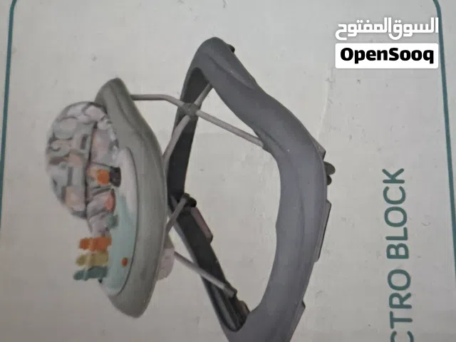 مشاية اطفال استعمال قليلة خالية من العيوب