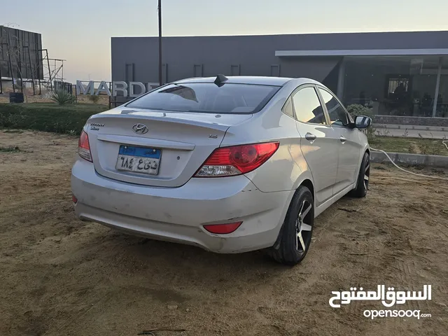 هونداى اكسنت ار بي 2015 للبيع فبريكه