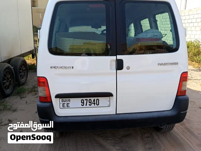 2008 بيجو 2008 Standard
