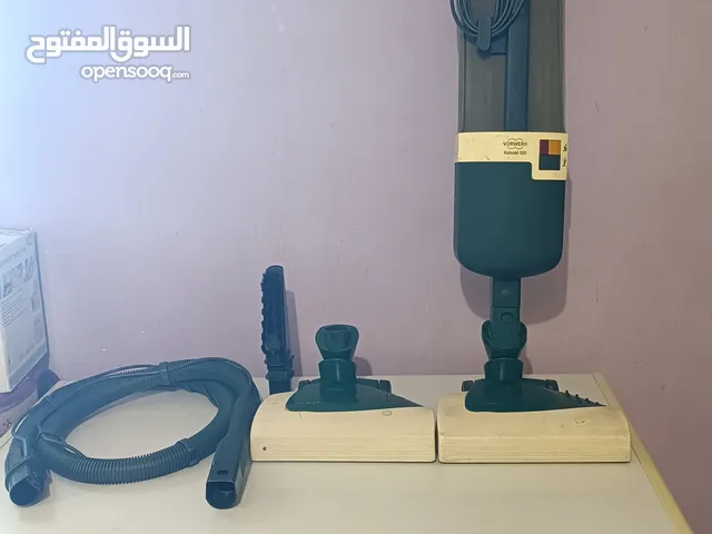 مكنسه كهربائيه رأسيه صناعه ألمانيه بالكامل تعمل بحاله ممتازه جدا بالأكياس
