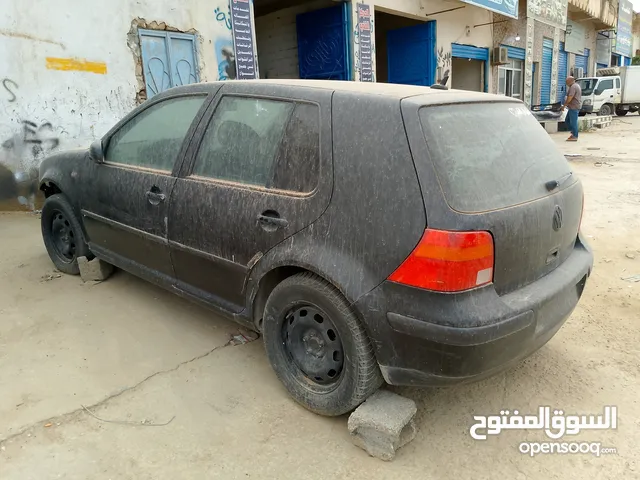 Used Volkswagen Golf in Qasr Al-Akhiar