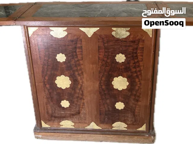 بار قديم للبيع