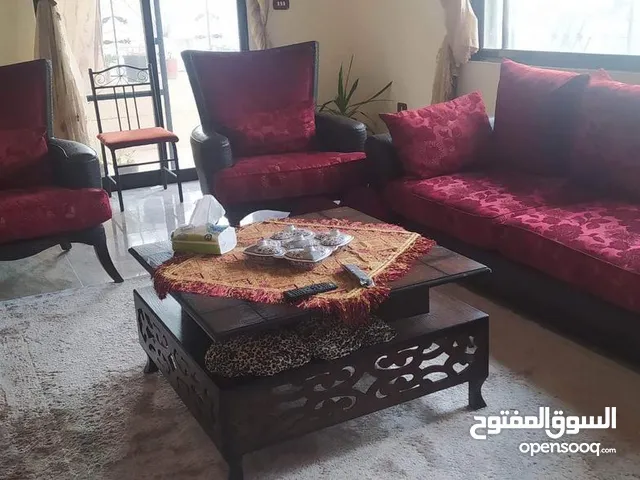 طقم كنب سبع مقاعد