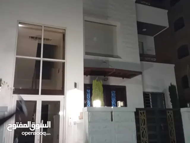 85m2 2 Bedrooms Apartments for Sale in Amman Tla' Ali