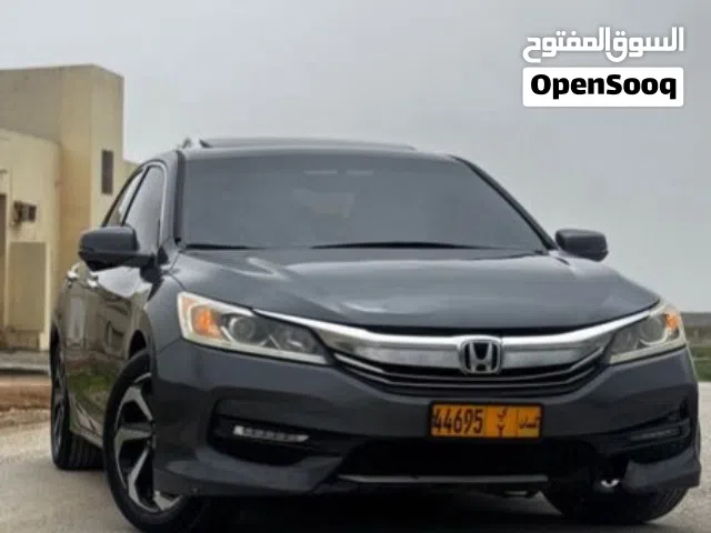 اكورد 2017 رقم واحد فئة ثانية بدون رادار مطلوب 2800 قابل لتفاوض