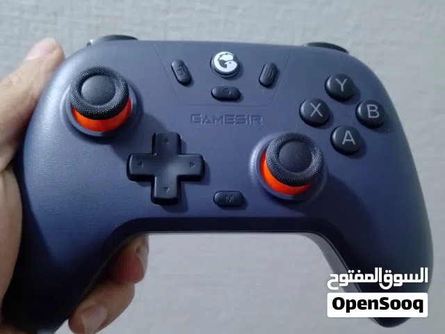 يدة Gamesir Nova Lite