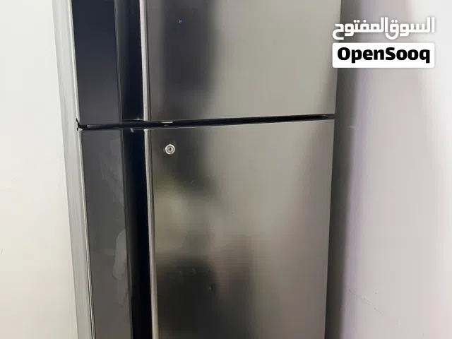 Hitachi Inverter Refrigerator 650L – As Good As New