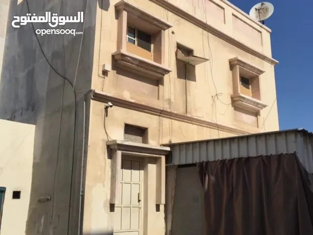 70m2 3 Bedrooms Townhouse for Sale in Muharraq Galaly