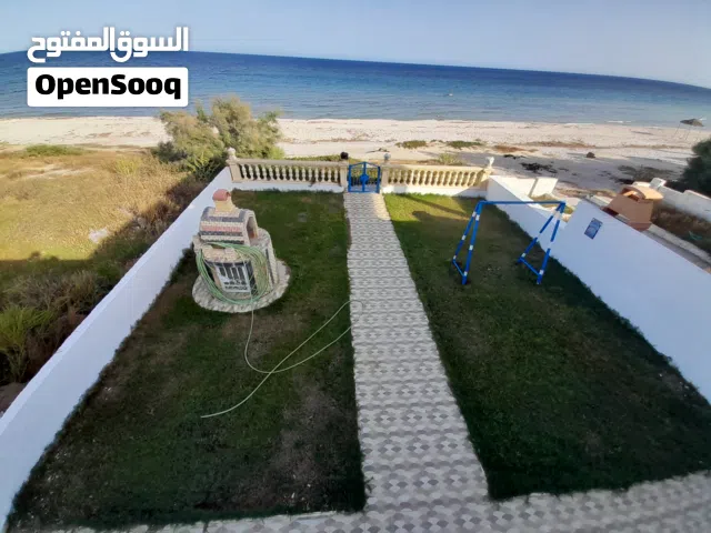 200 m2 4 Bedrooms Townhouse for Rent in Nabeul Other