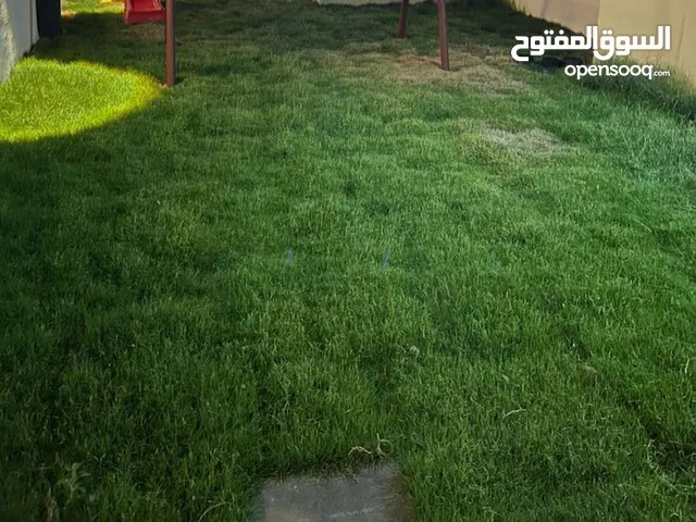 فيلا دورين وملحق نظام شقق علي ارض 518 متر حي دمشق قرب صالة سلطان