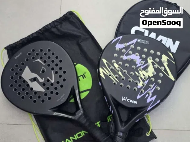 مضرب بادل جديد