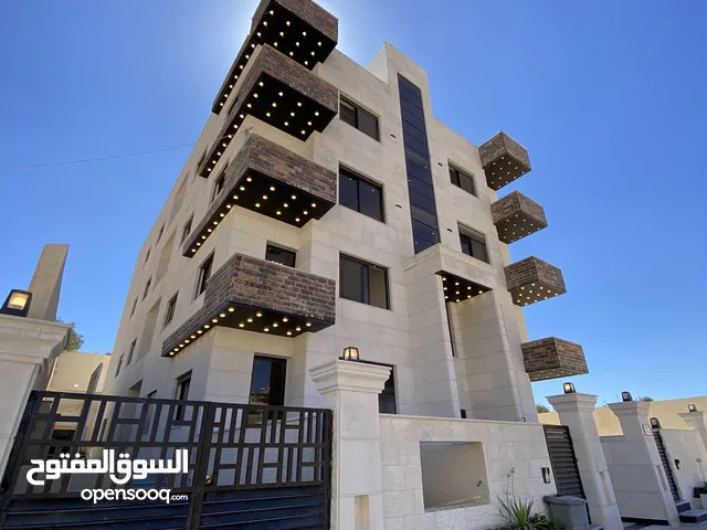 200 m2 3 Bedrooms Apartments for Sale in Amman Umm Zuwaytinah