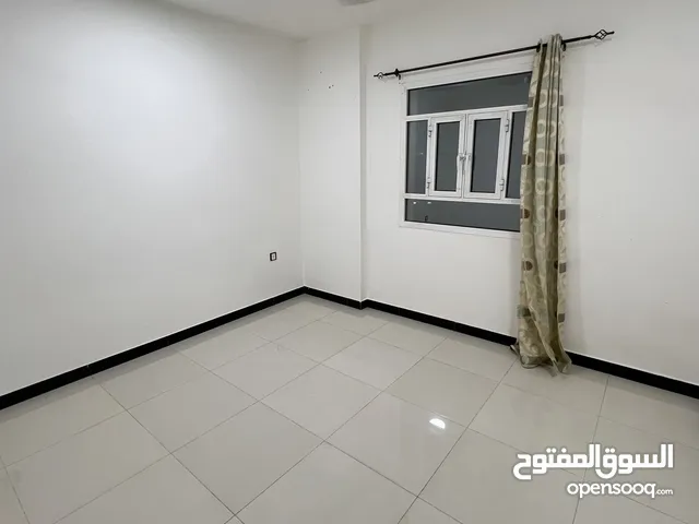 Unfurnished Daily in Muscat Al Mawaleh