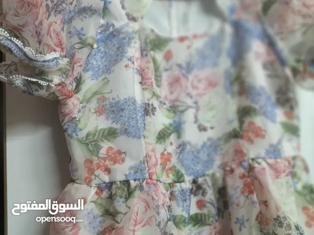 فستان حلو لون وردي