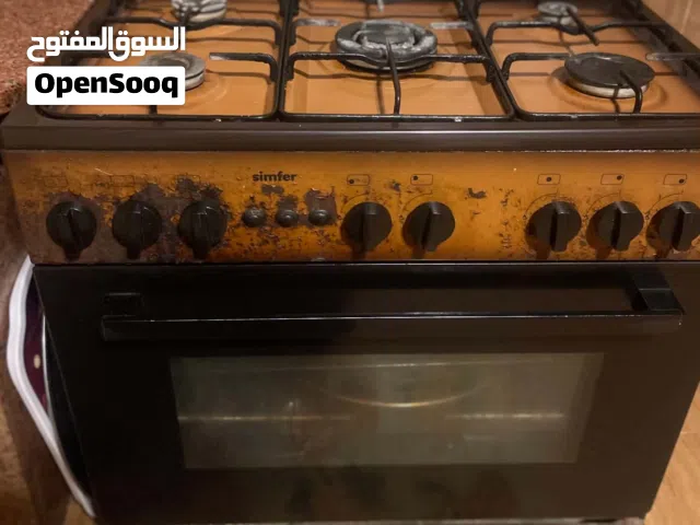 غاز للبيع 5روس + تلاجه ماء
