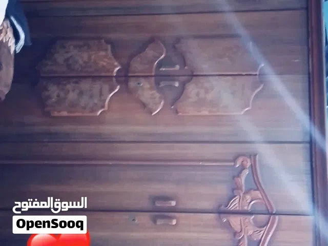 خزانه 6ابواب وتخت وكومدينات وعلاقه ملابس