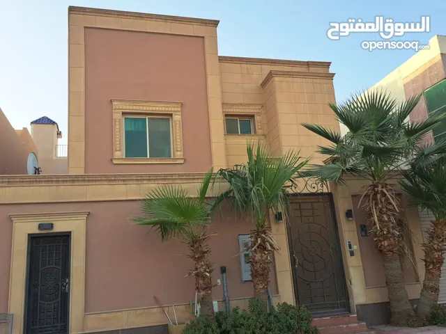 350 m2 5 Bedrooms Villa for Rent in Al Riyadh Al Yasmin