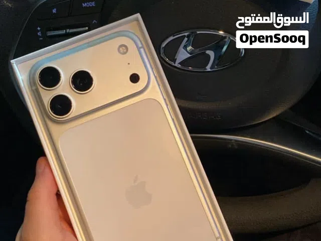 ايفون 17بروماكس