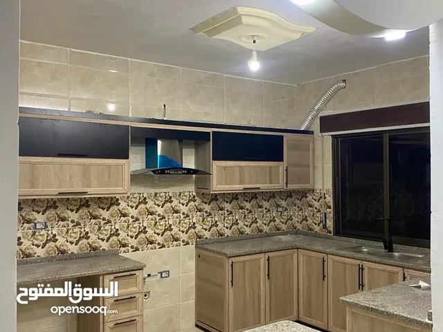 120 m2 2 Bedrooms Apartments for Rent in Salt Al Balqa'