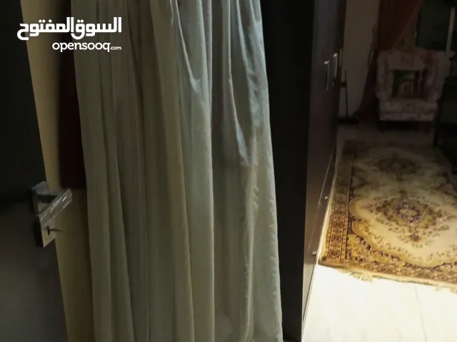 غرفة نوم للبيع
