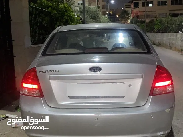 Kia cerato 2008