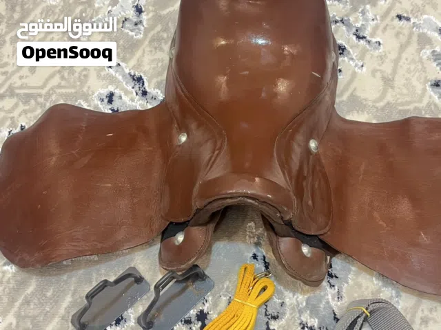 سرج للبيع جلد