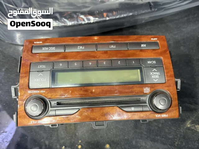 للبيع مسجله كورلا2013 بحاله الوكاله مع لحيه كورلا اماميه جديده غير مستعمله
